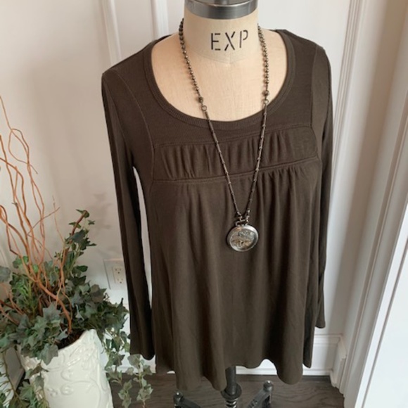 For The Republic Tops - "For the Republic" NWT Women's Scoop neck Knit Top